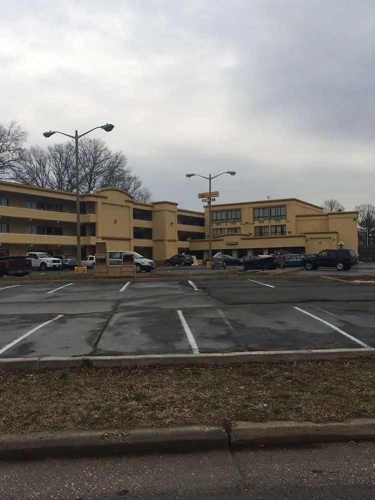 Diamond Inn & Suites Ричмонд Отель