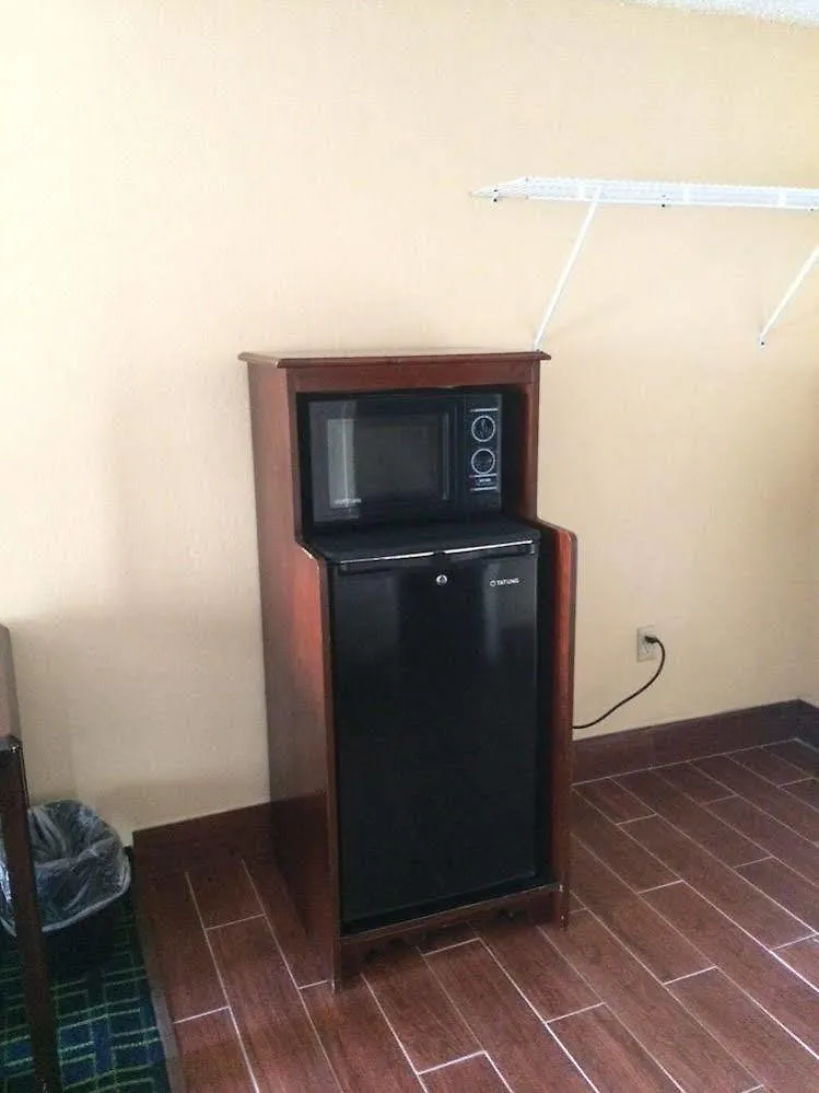 Diamond Inn & Suites Ричмонд Отель